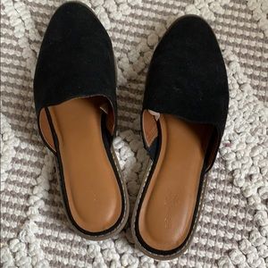 Universal Thread black faux suede mules